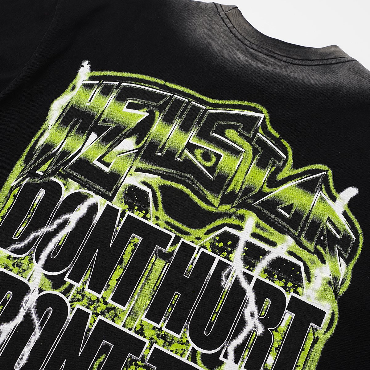 HS Don't Hurt People Graphic T-Shirt ¡ª detail