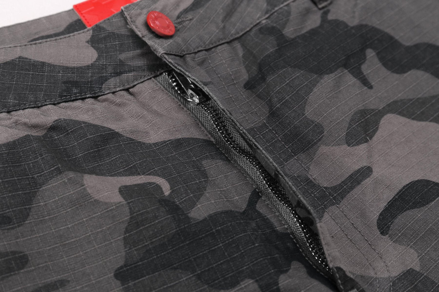 HS Camo Cargo Shorts ¡ª detail