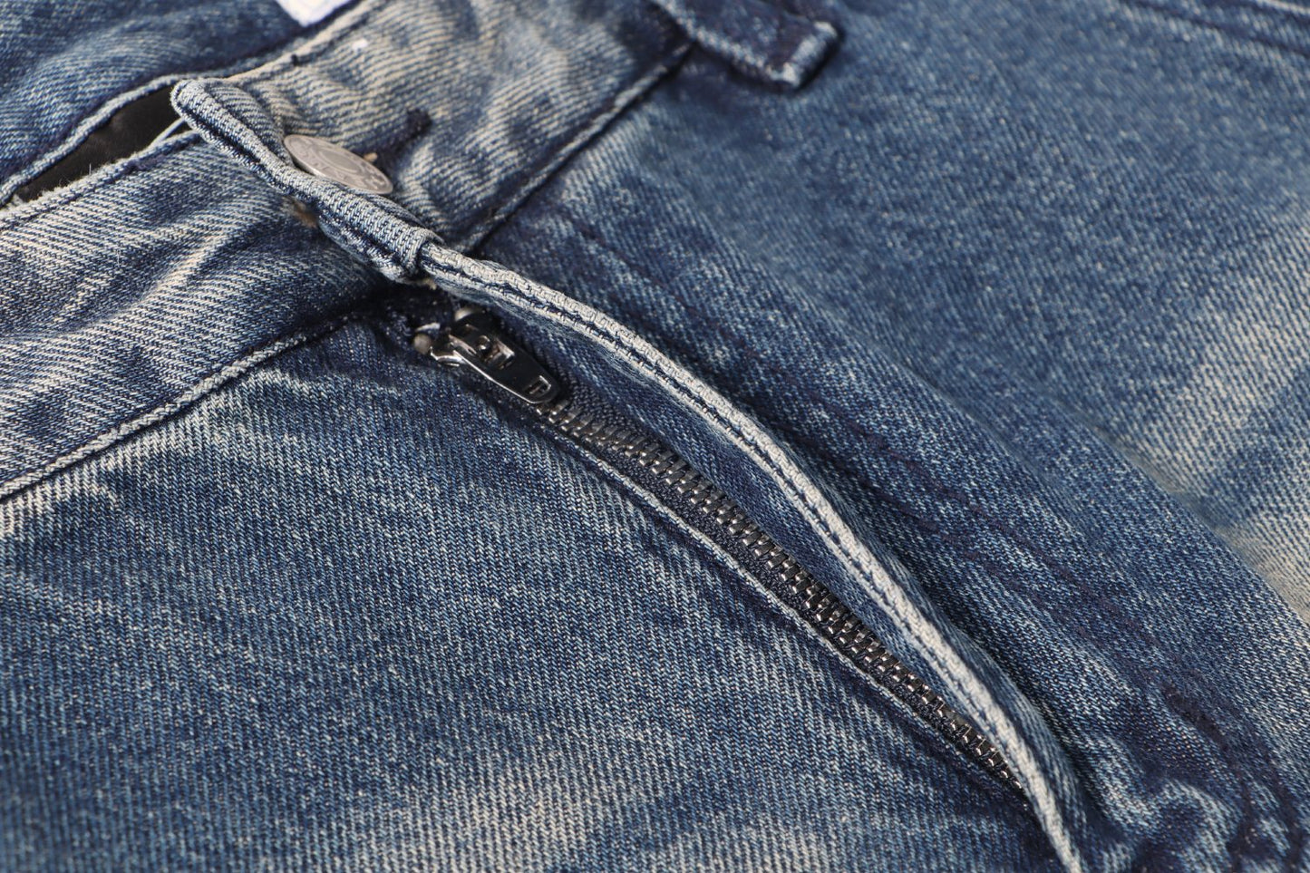 HS Washed Blue Distressed Straight-Leg Jeans ¡ª detail