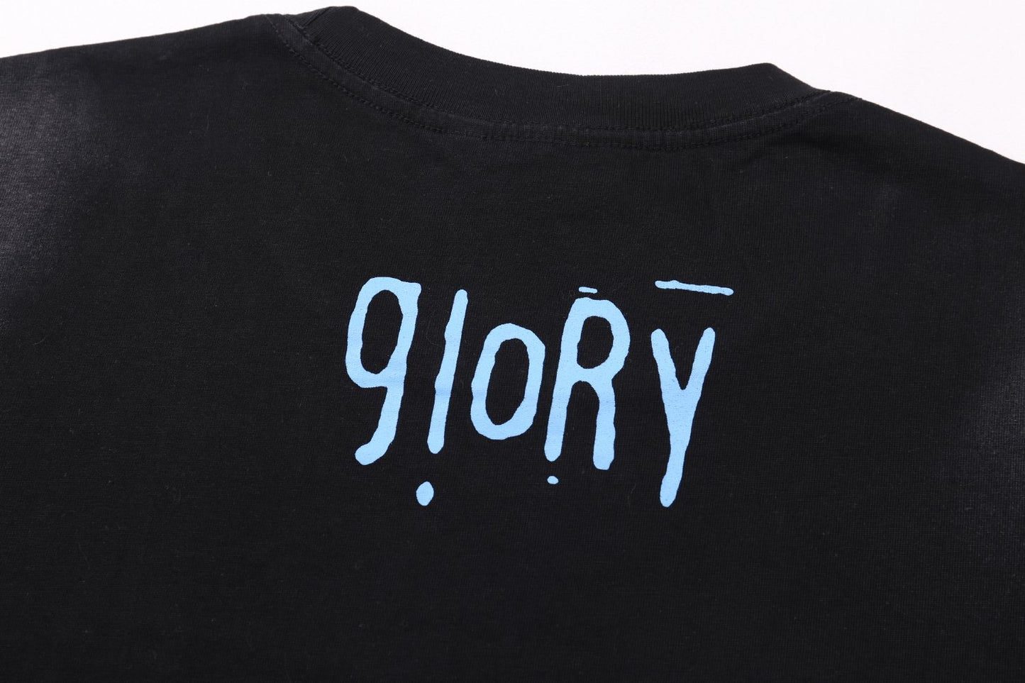 HS Glory Face Graphic T-Shirt ¡ª detail