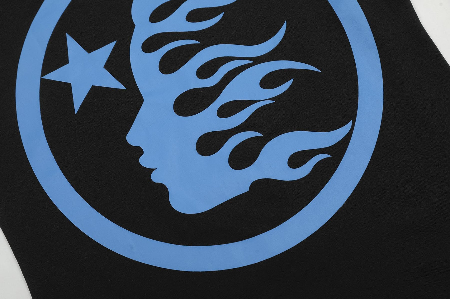 HS Face Star Circle Graphic T-Shirt ¡ª detail