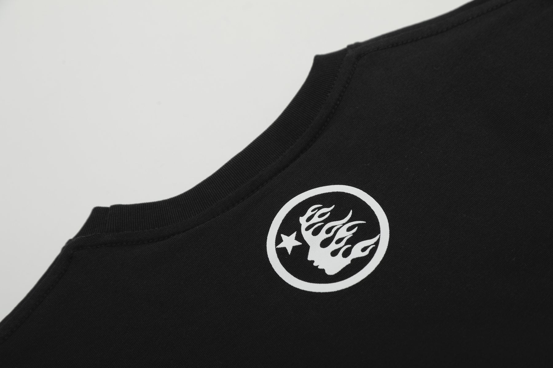 HS Black Front & Back Graphic T-Shirt ¡ª detail