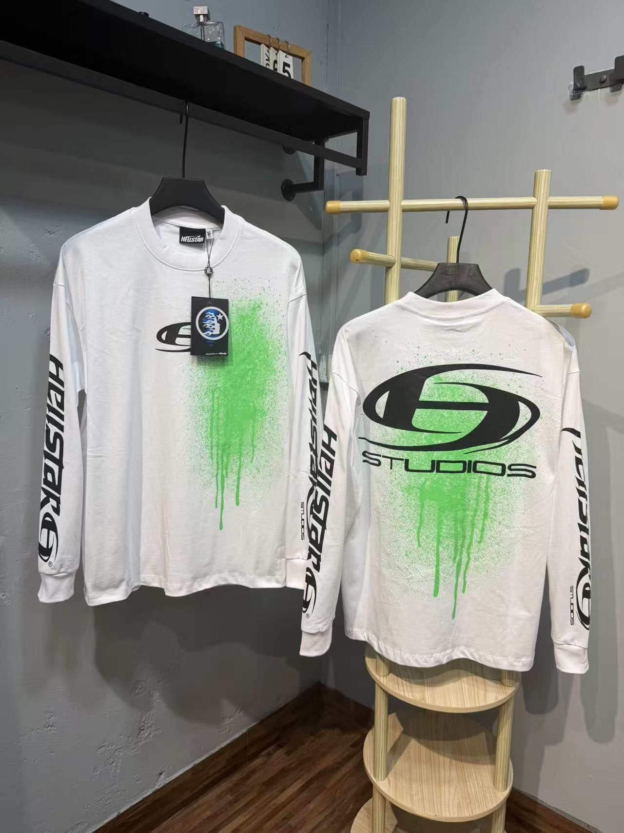 HS Paint-Drip Graphic Long-Sleeve T-Shirt ¡ª hang_tag