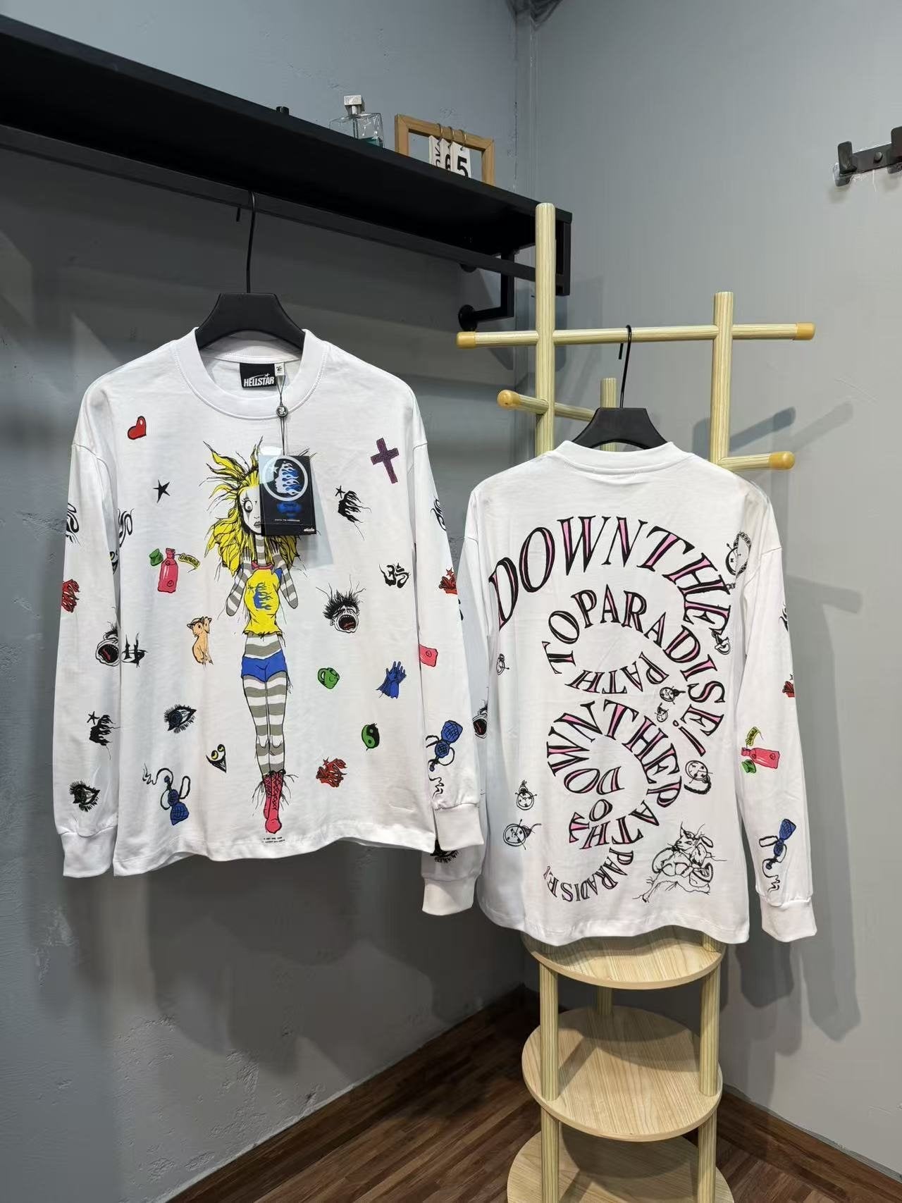 HS Down the Paradise Graphic Long-Sleeve T-Shirt ¡ª context