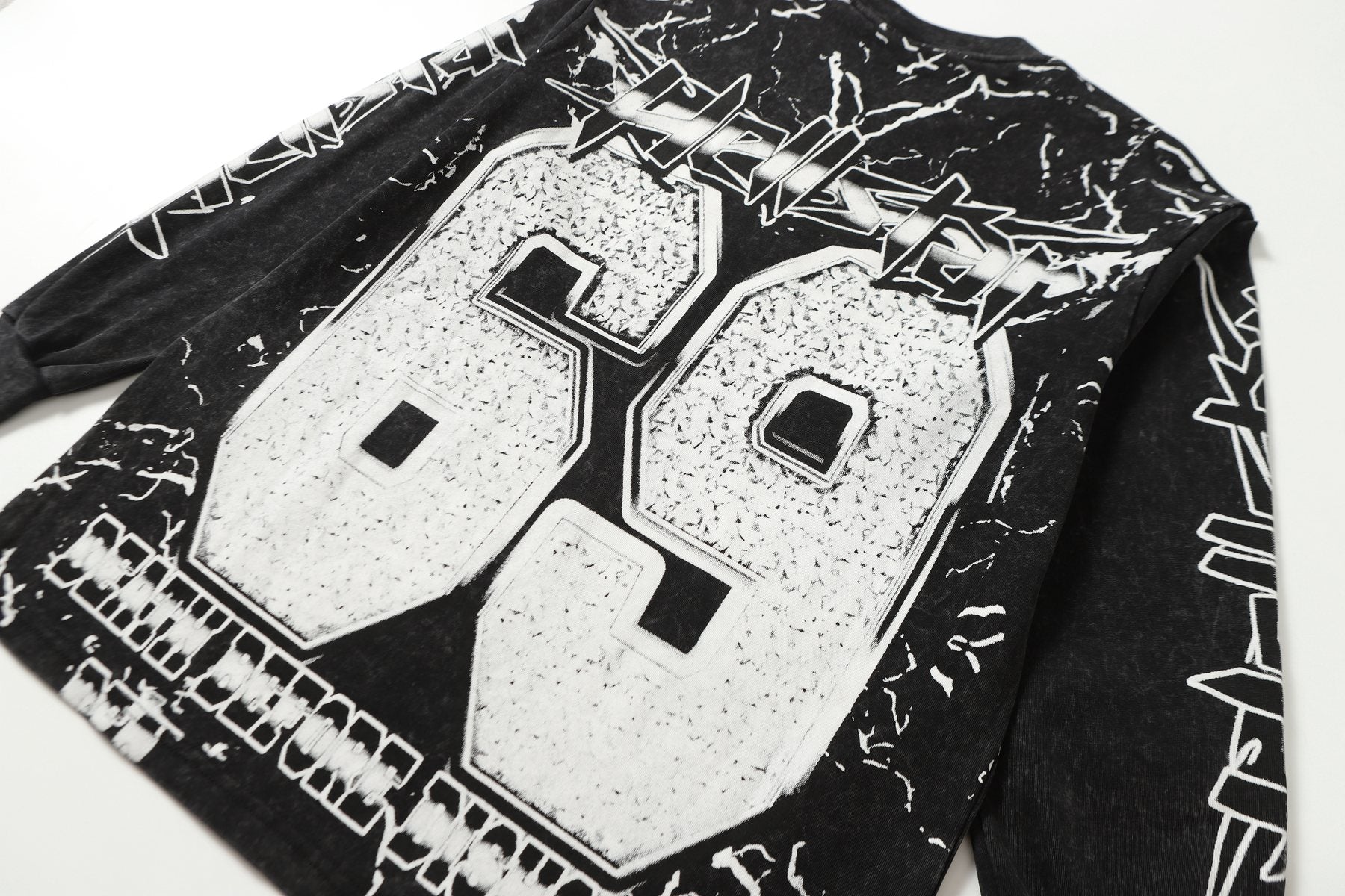 HS Skull 69 Graphic Long-Sleeve T-Shirt ¡ª detail
