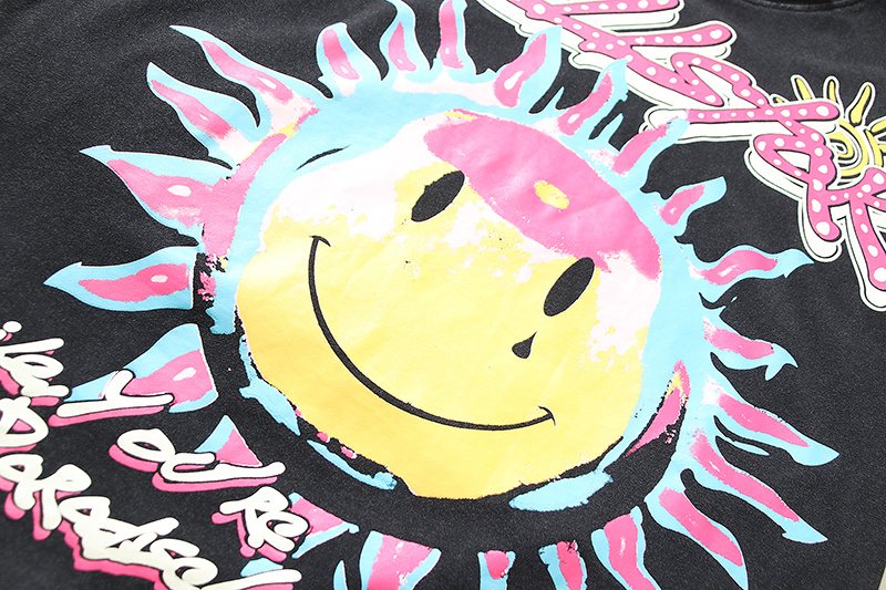 HS Smiley Sun Spiral Graphic T-Shirt ¡ª detail