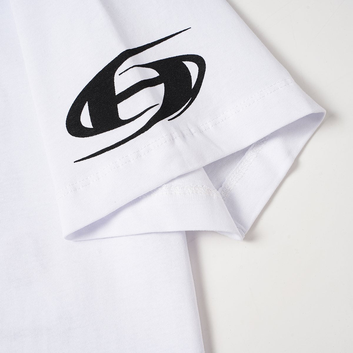 HS Flame Oval Graphic T-Shirt ¡ª detail
